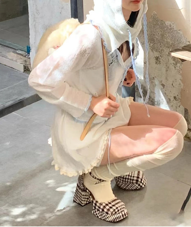 Printed black and white plaid block heel high heel Mary Jane