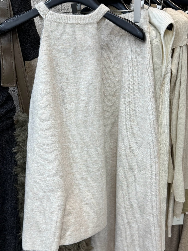 Sleeveless knitted vest + skirt two-piece set