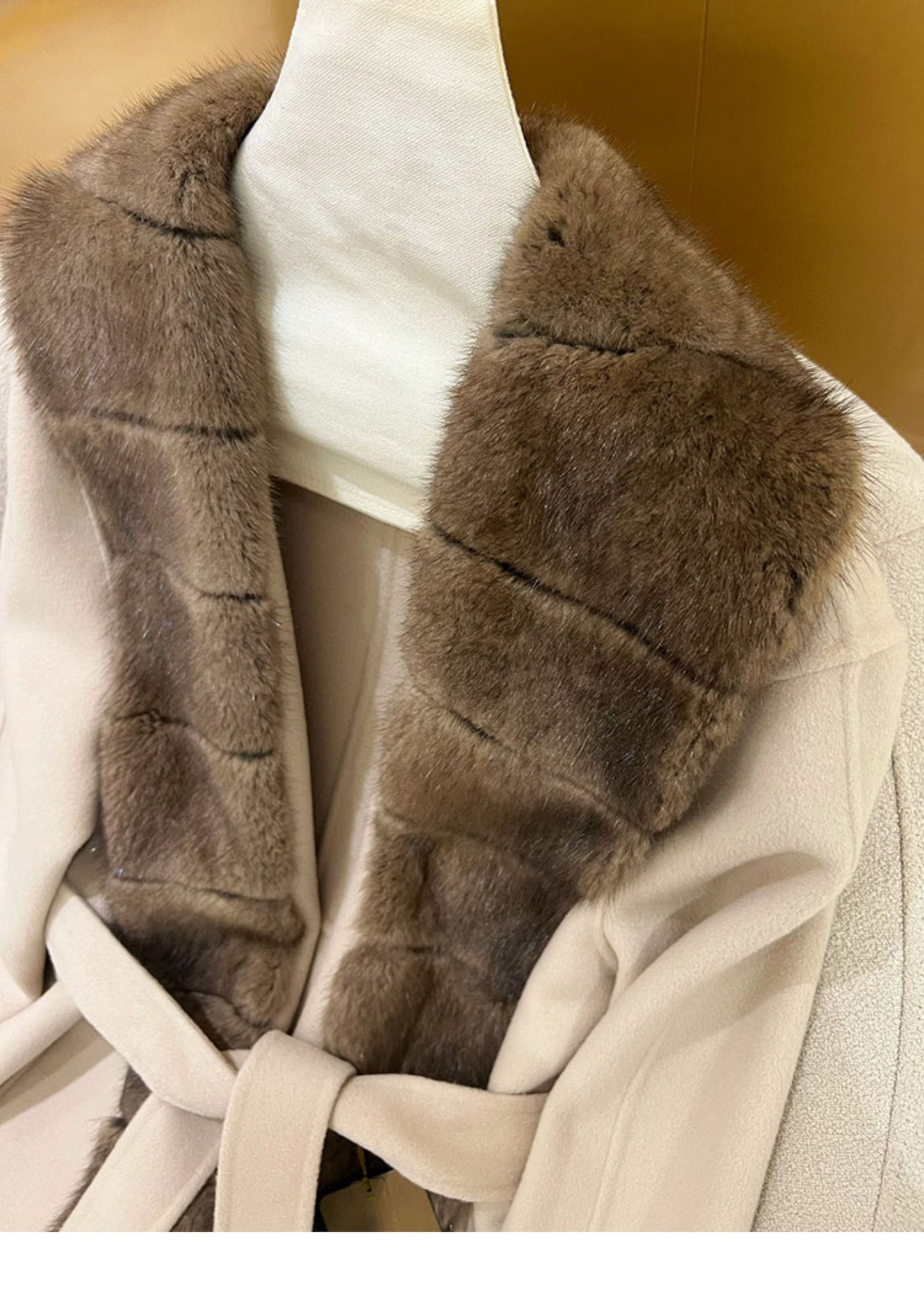 Double-faced cashmere coat with mink fur collar