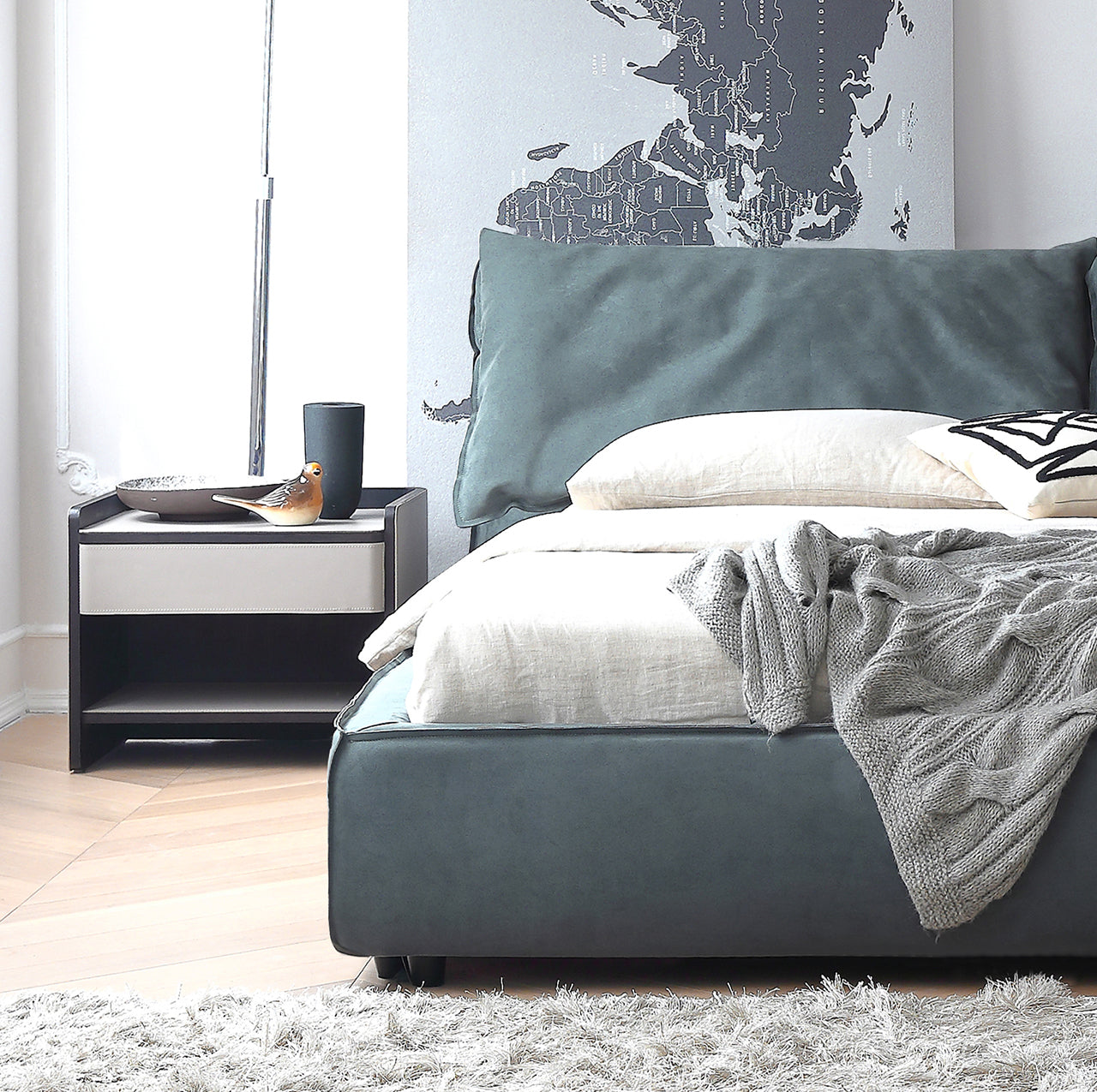 Elephant ears light luxury floor-to-ceiling bed master bedroom Italian retro double fabric bed
