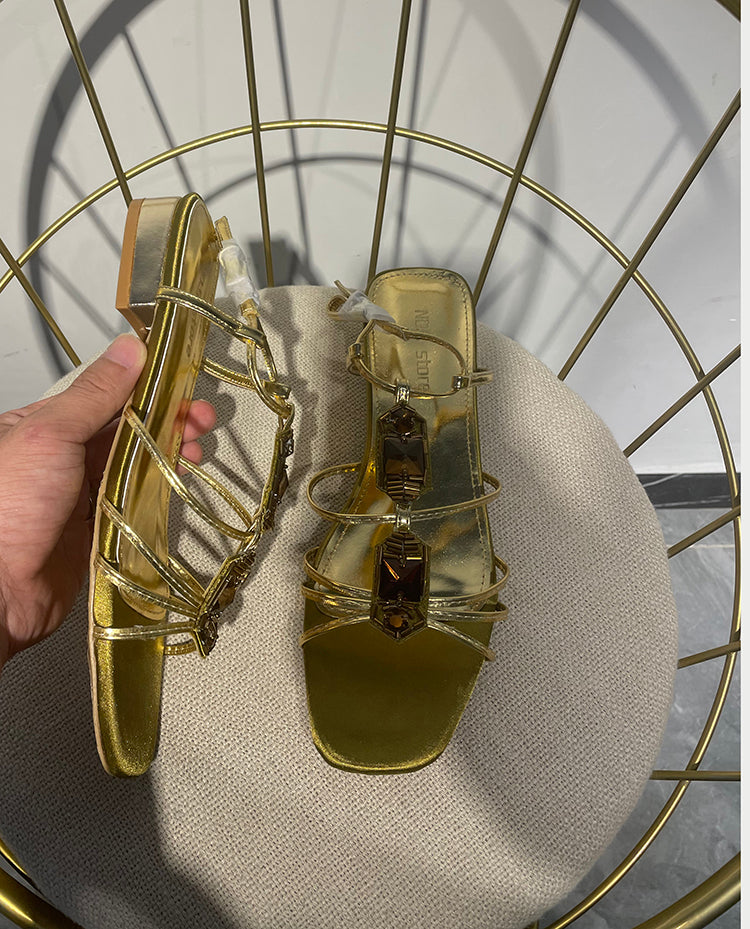 Rhinestone medieval style~~gold high-heeled sandals