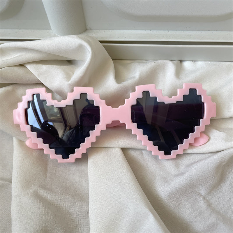 European and American street love pink sunglasses