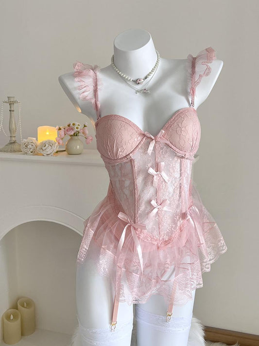 Small breasts are pushed up to look bigger, fishbone bra with breast pads