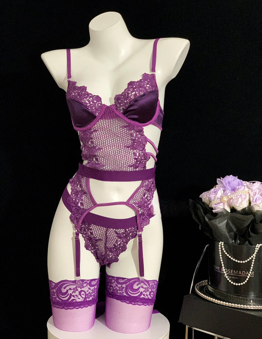 Lace sexy lingerie set