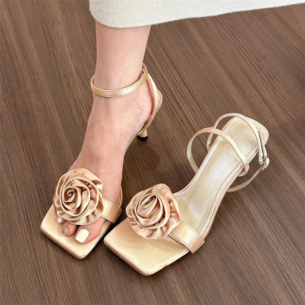 Square toe flower strap stiletto high heels