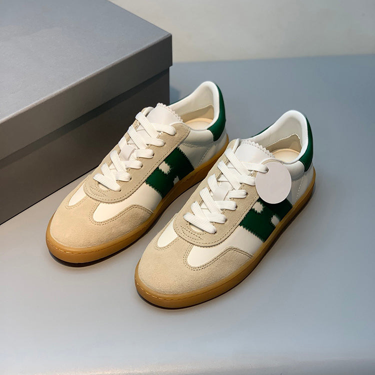 Fashionable round toe thick sole moral training shoes retro sneakers