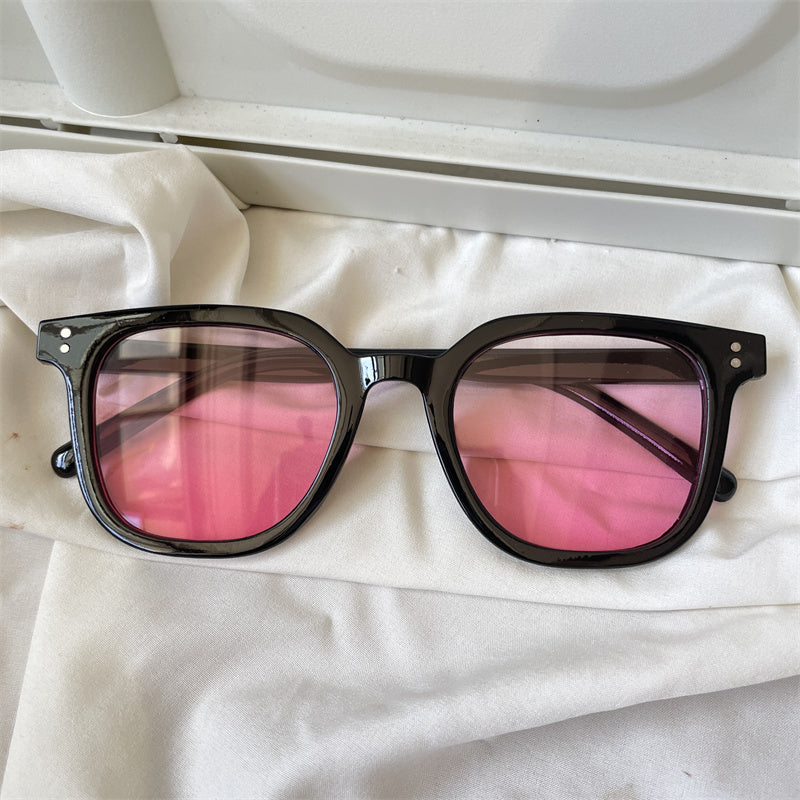 European and American street love pink sunglasses