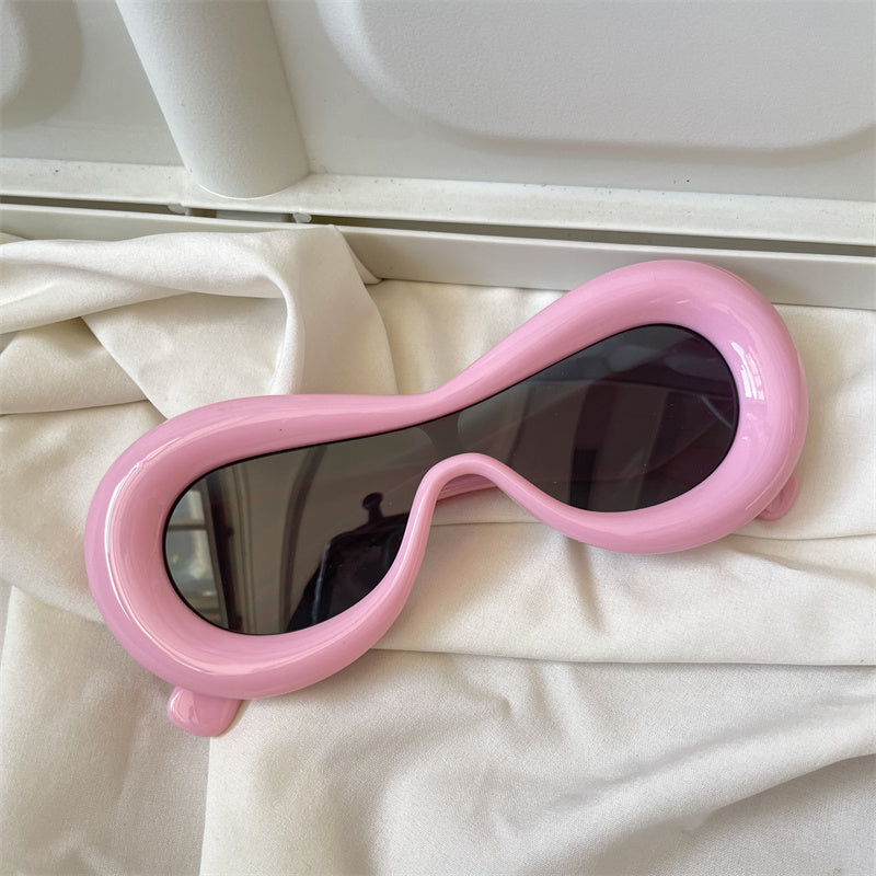 European and American street love pink sunglasses