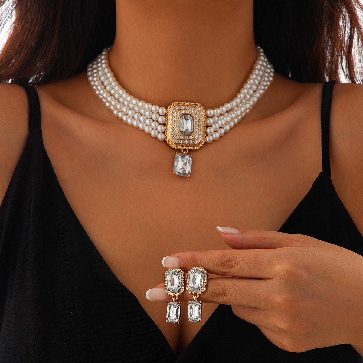 Retro square full diamond gemstone imitation pearl necklace