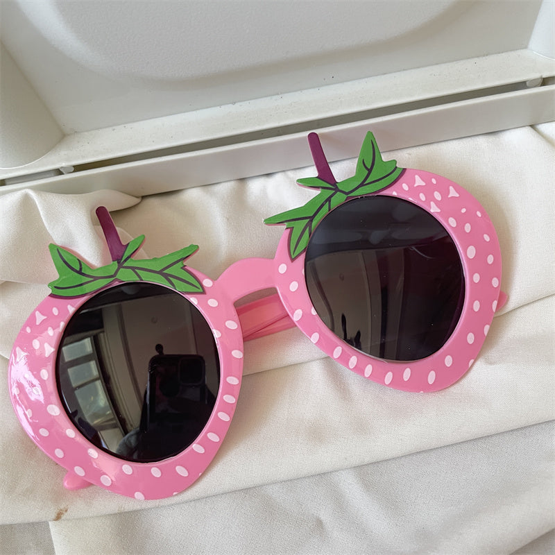 European and American street love pink sunglasses