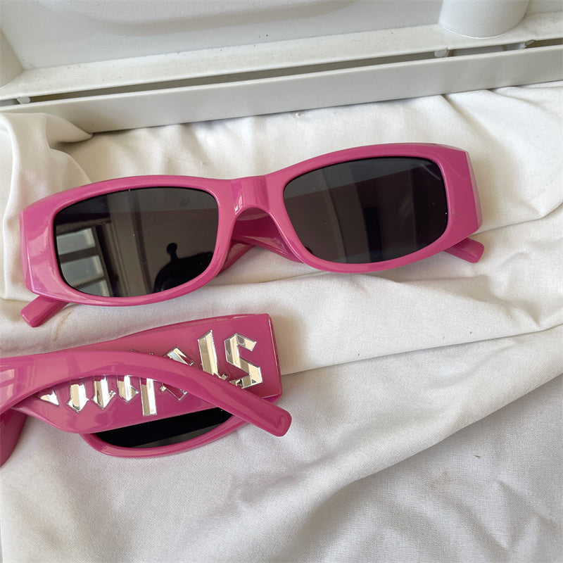 European and American street love pink sunglasses