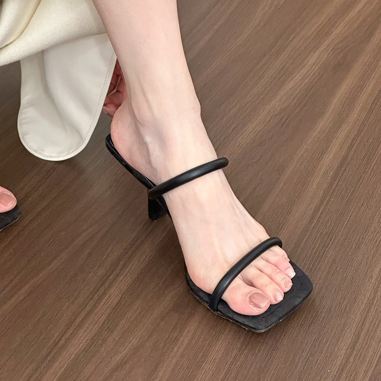 Square toe strappy high heel sandals