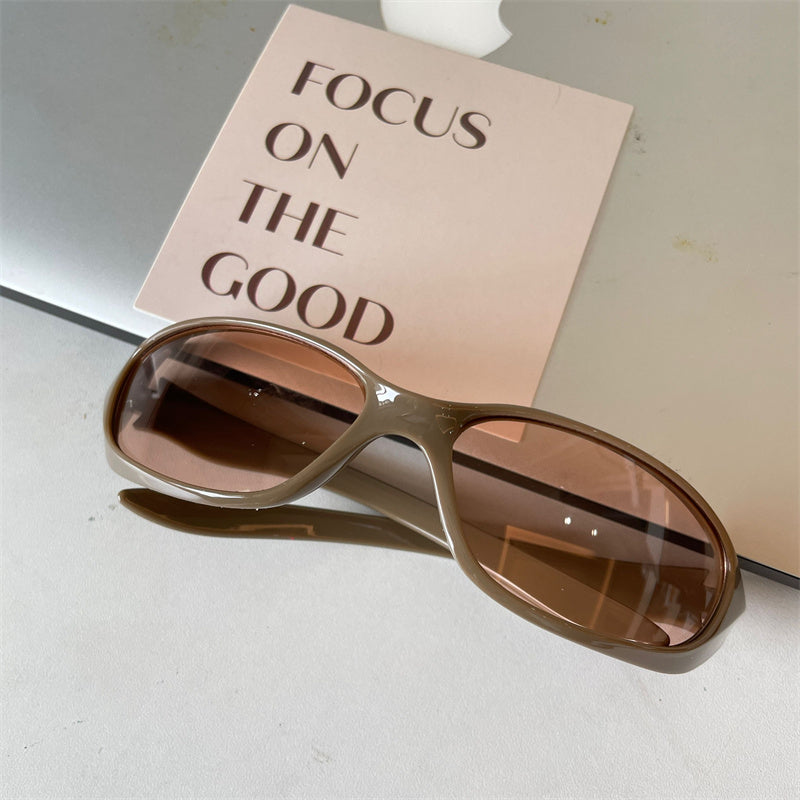 European and American street love pink sunglasses