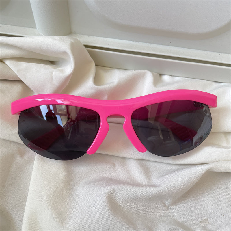 European and American street love pink sunglasses