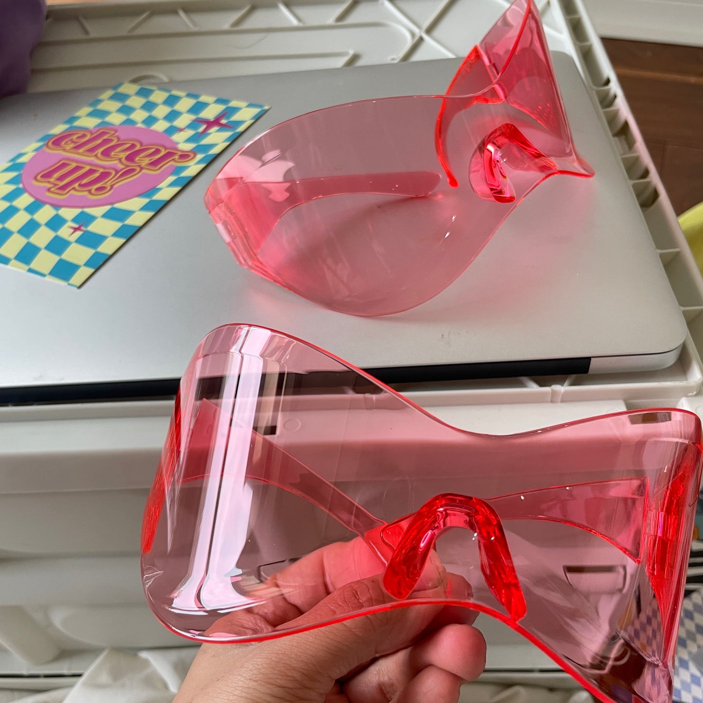 European and American street love pink sunglasses