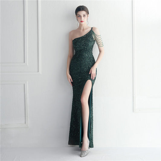 One-shoulder sling hip-slit leg-revealing nightclub long dress
