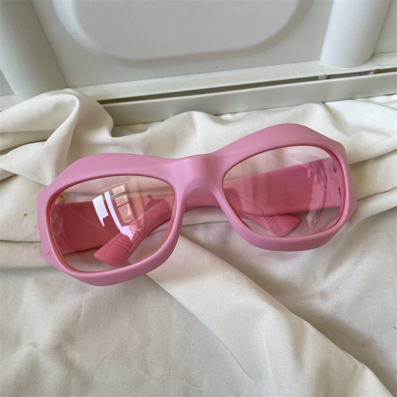 European and American street love pink sunglasses