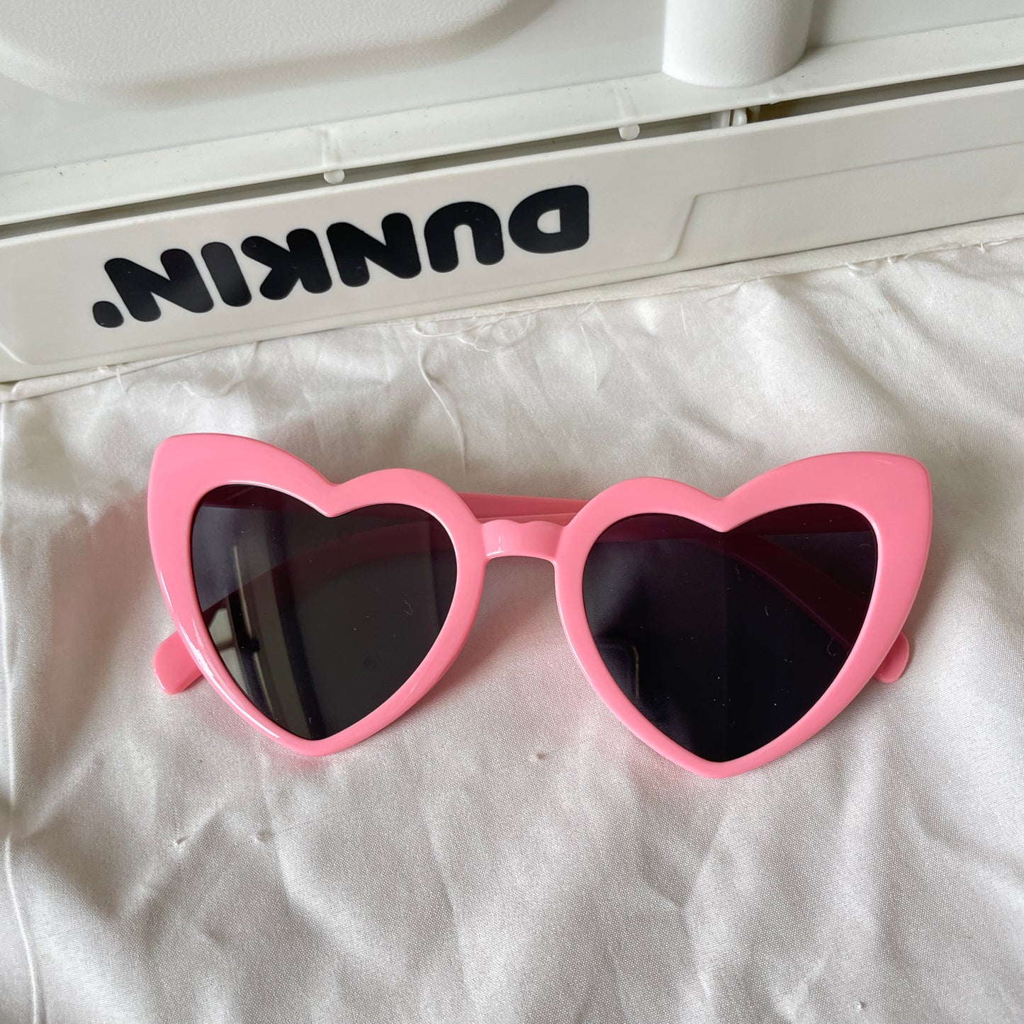 European and American street love pink sunglasses