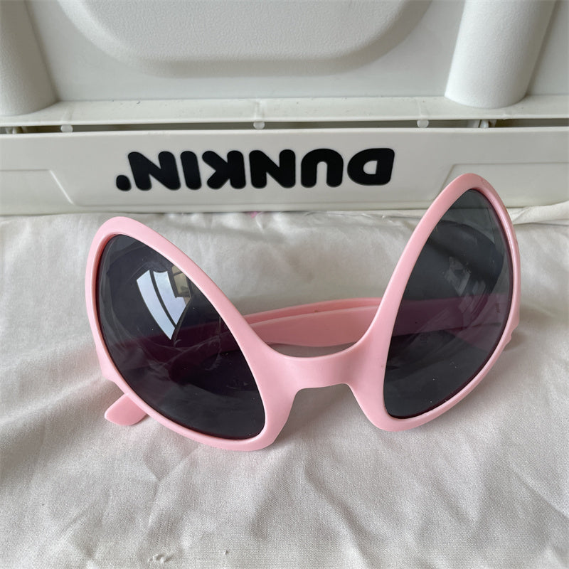 European and American street love pink sunglasses