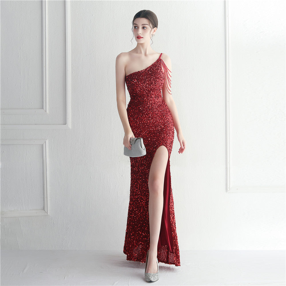 One-shoulder sling hip-slit leg-revealing nightclub long dress