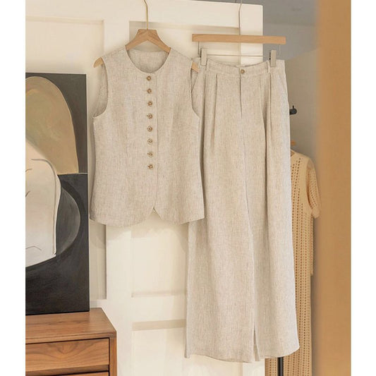 Wear a complete set of high-end casual linen vest and wide-leg pants for a small person
