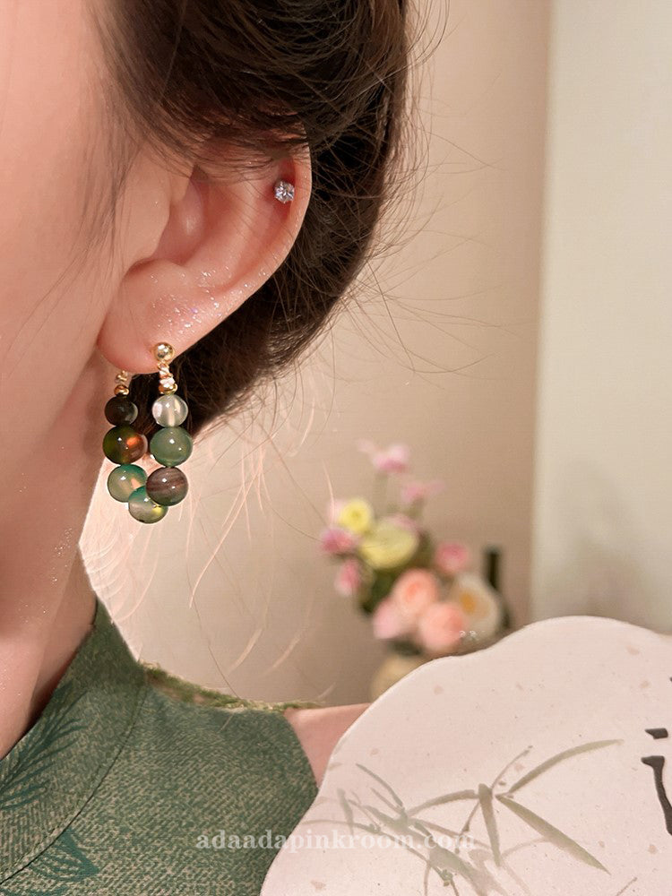 Colored agate bead earrings