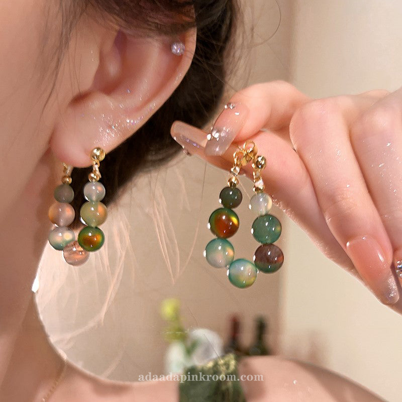 Colored agate bead earrings