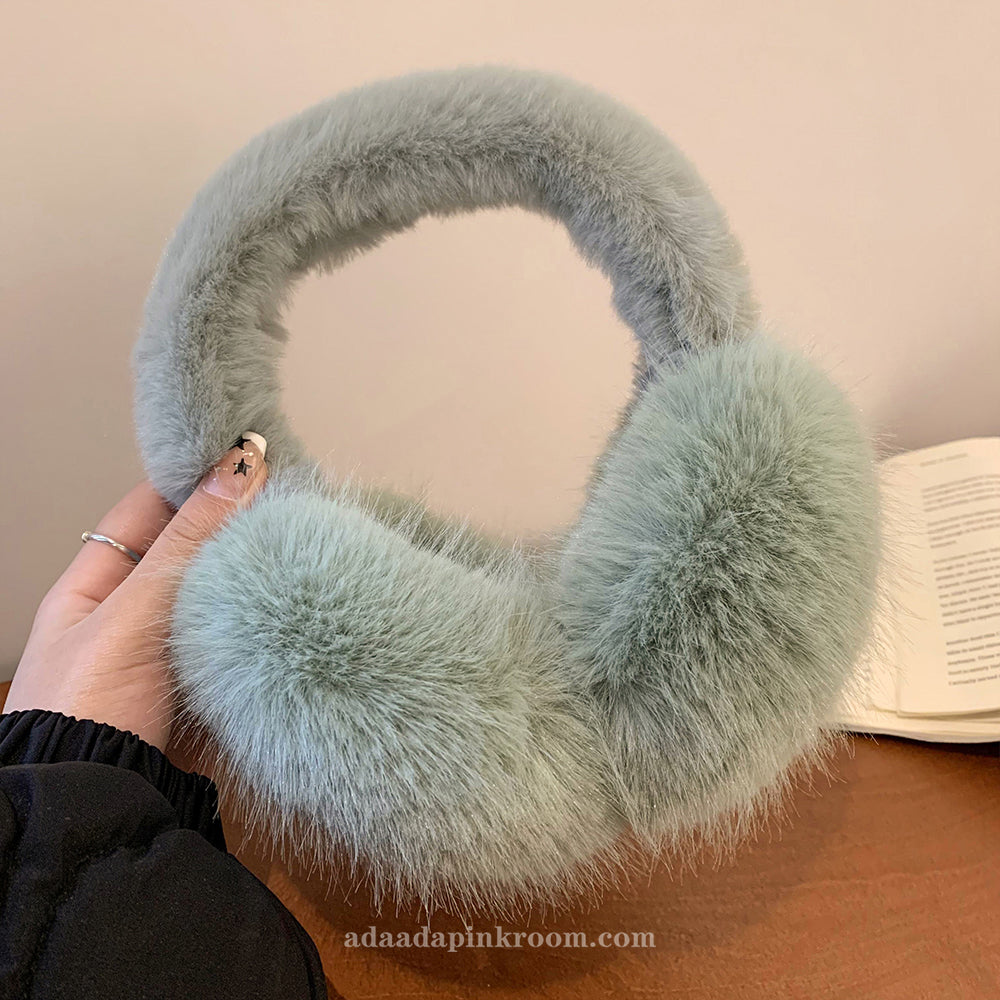 Plush warm earmuffs