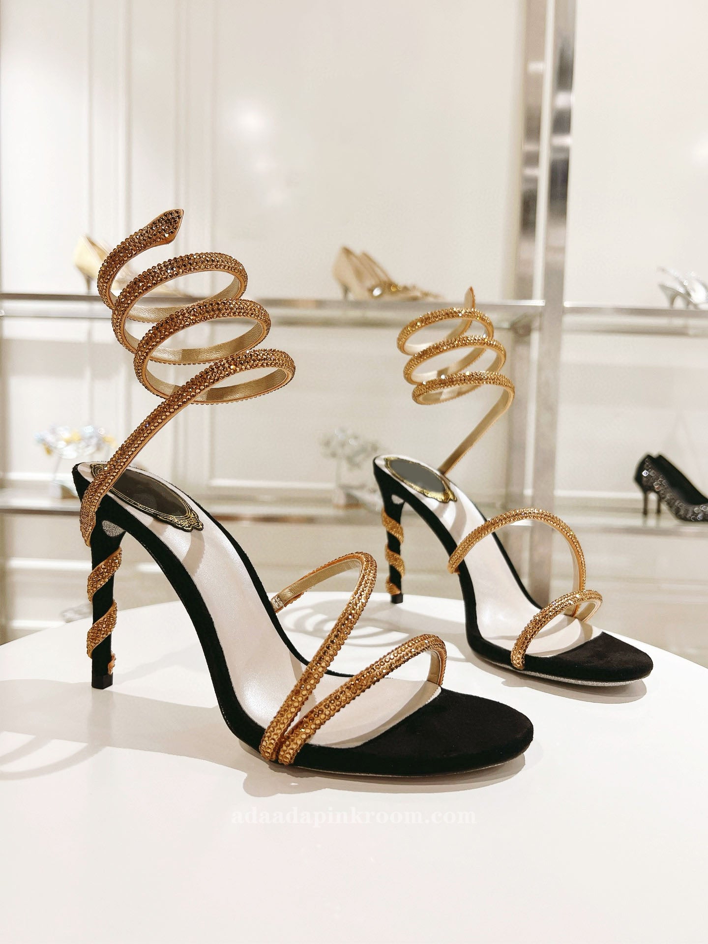 Snake -shaped winding rhinestone high heels  2