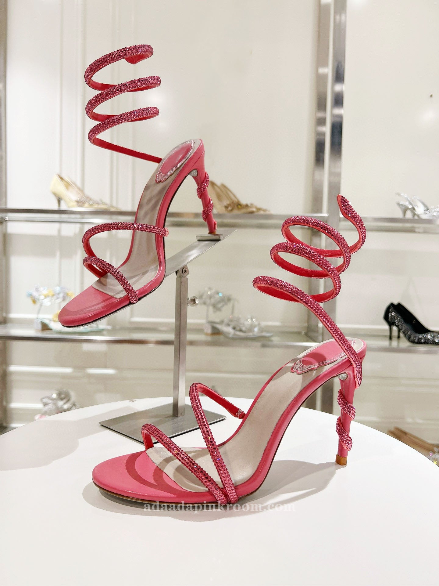 Snake -shaped winding rhinestone high heels  2