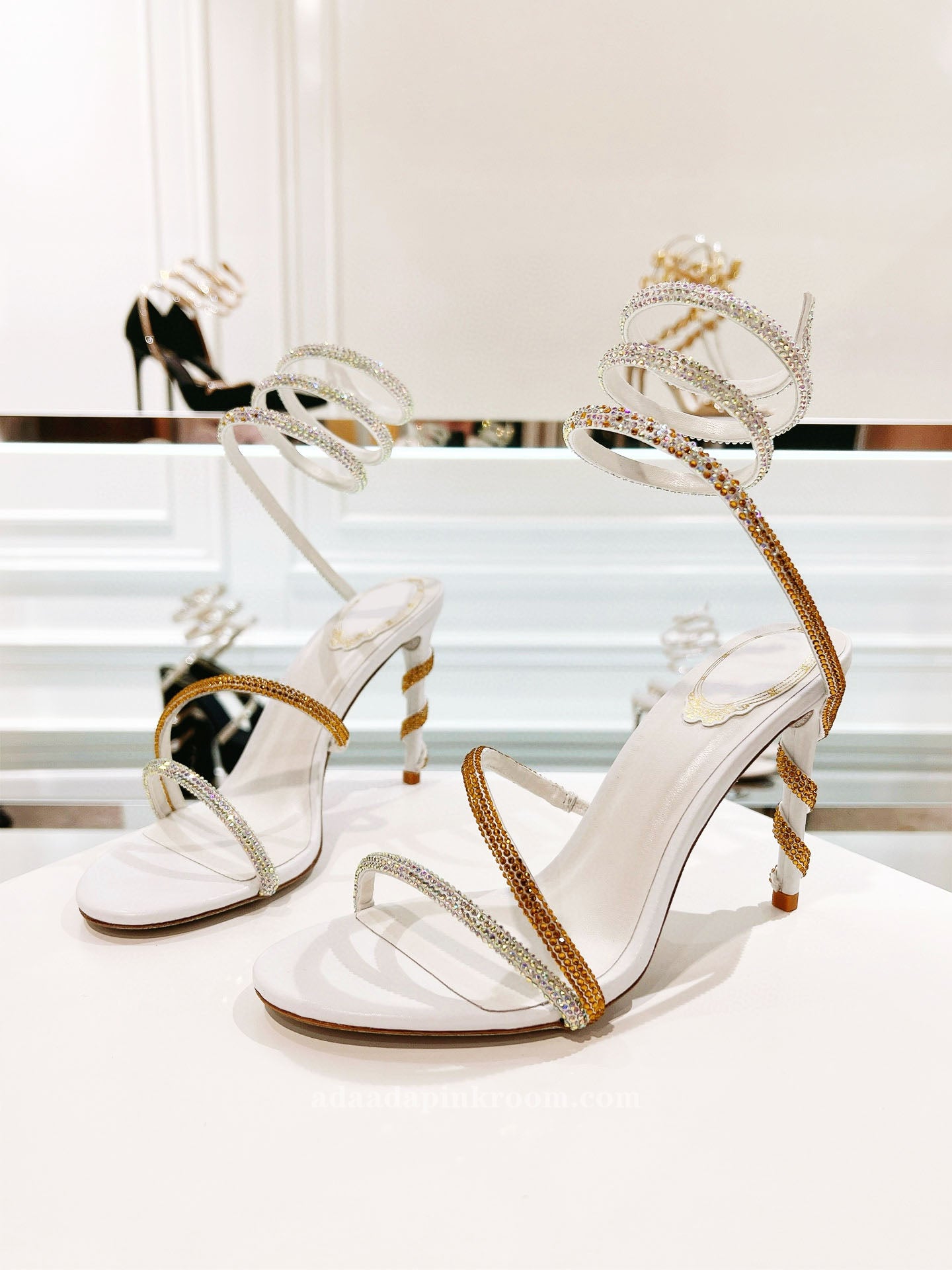 Snake -shaped winding rhinestone high heels  2