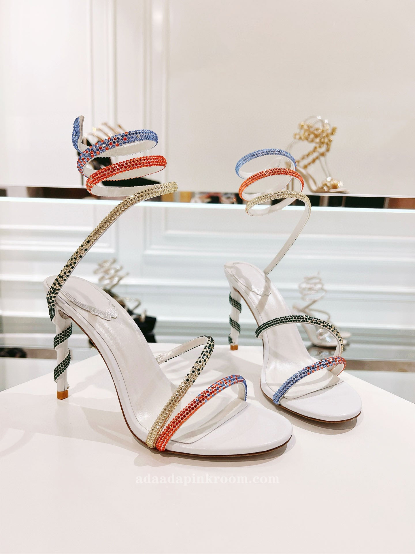 Snake -shaped winding rhinestone high heels  2