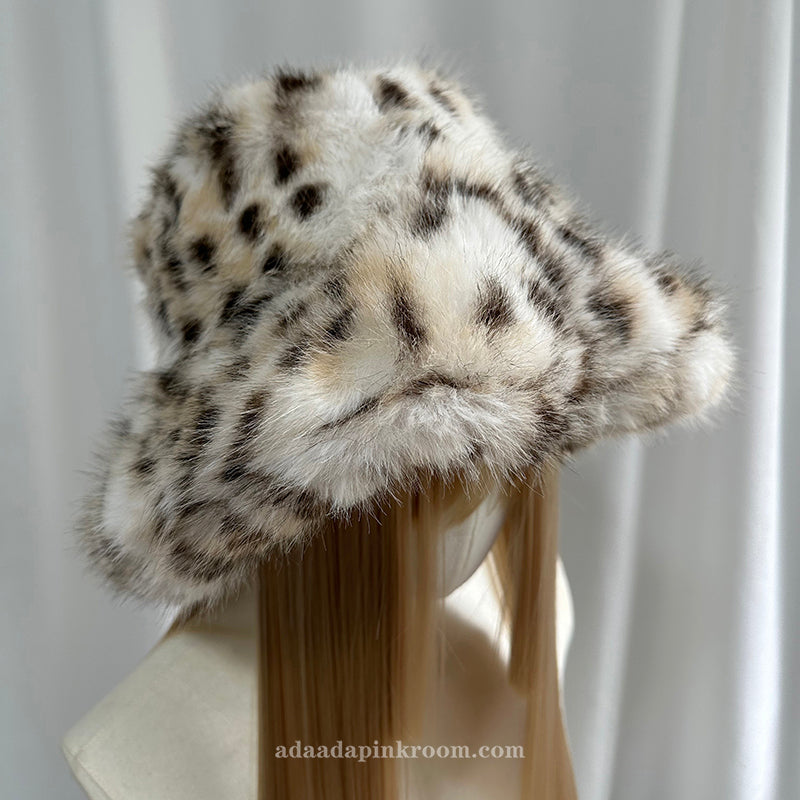 Plush bucket hat