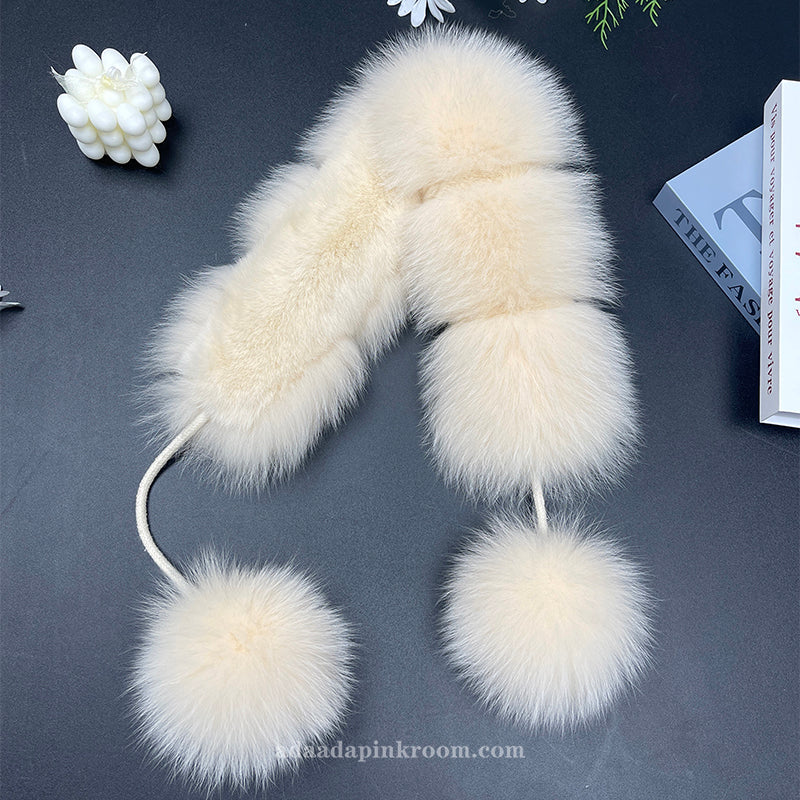 Fox fur grass scarf