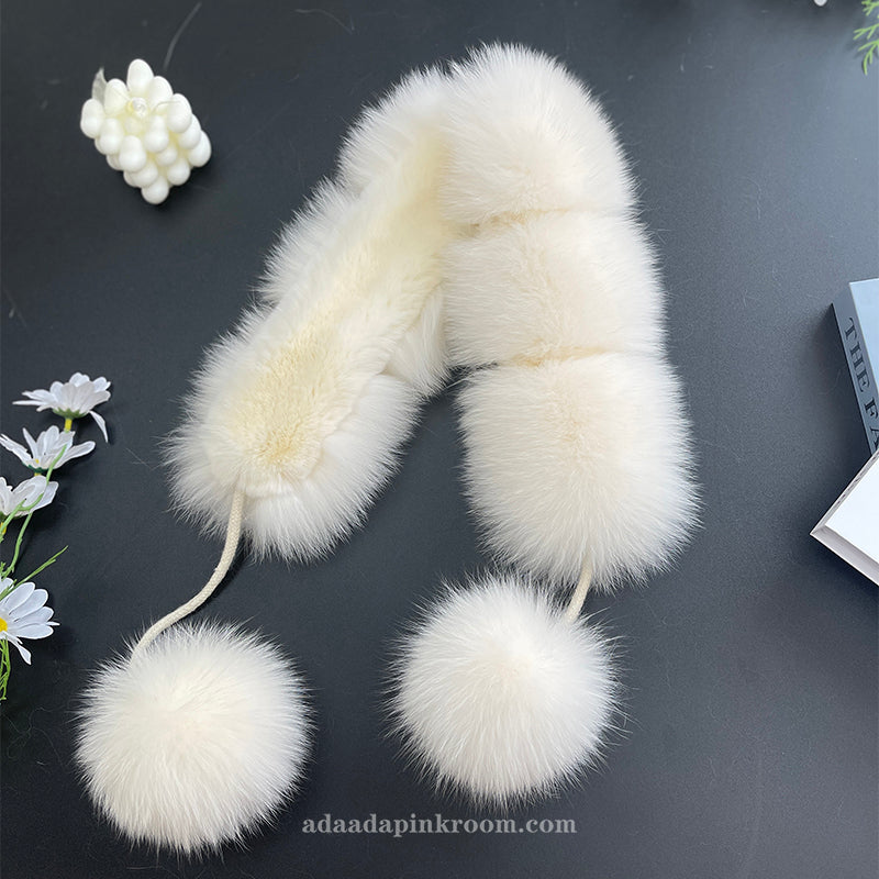 Fox fur grass scarf