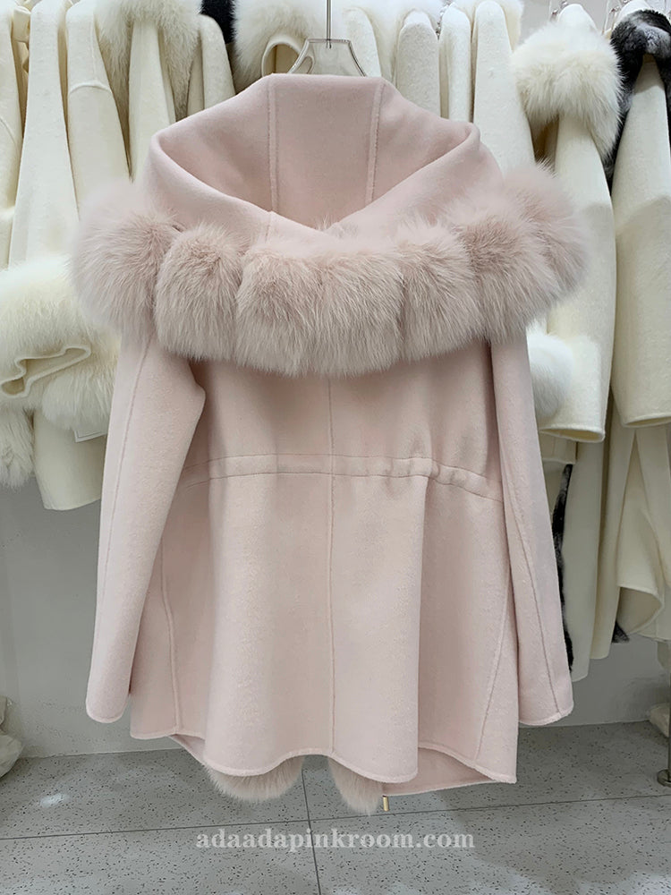 Double-faced cashmere coat with fur