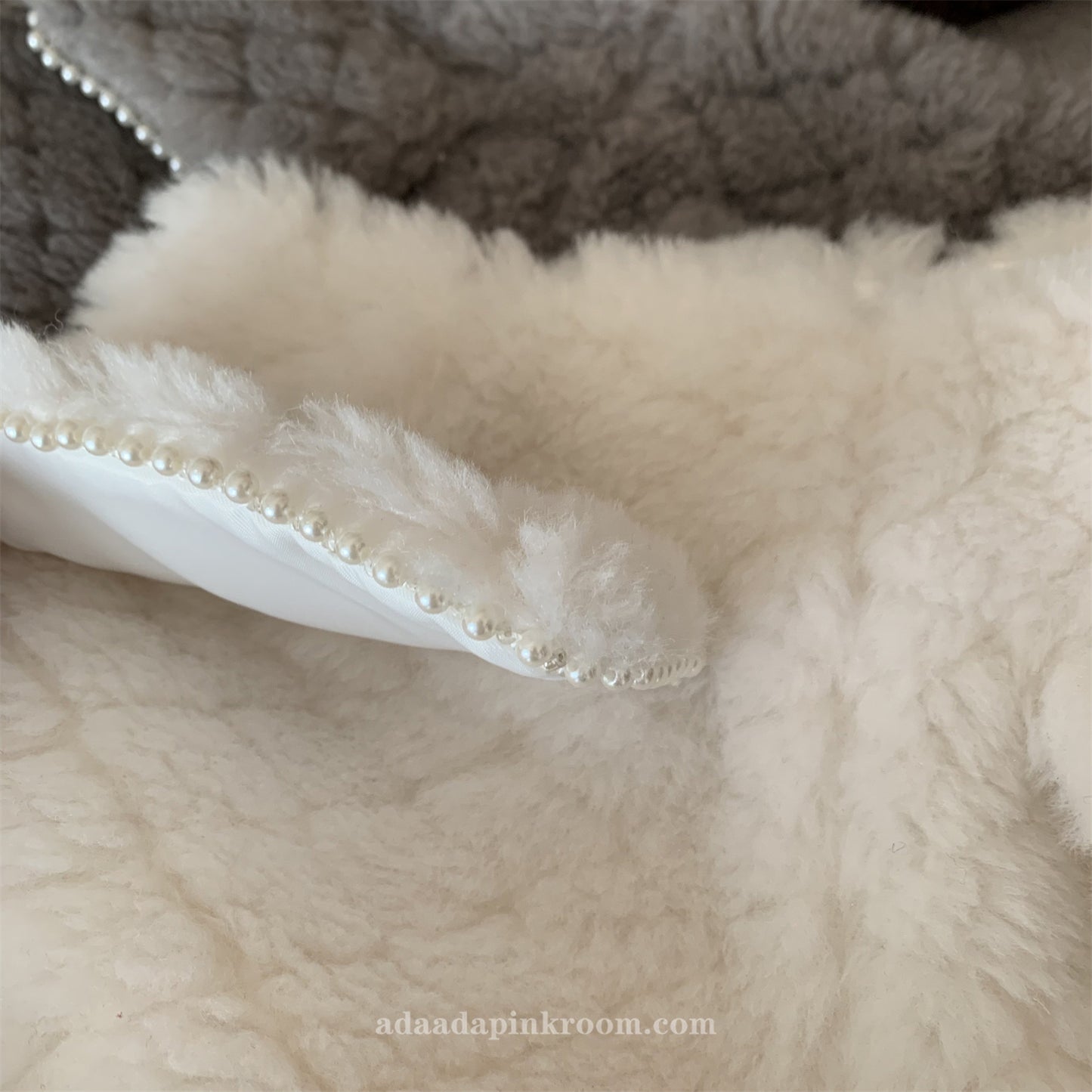 Plush shorts white