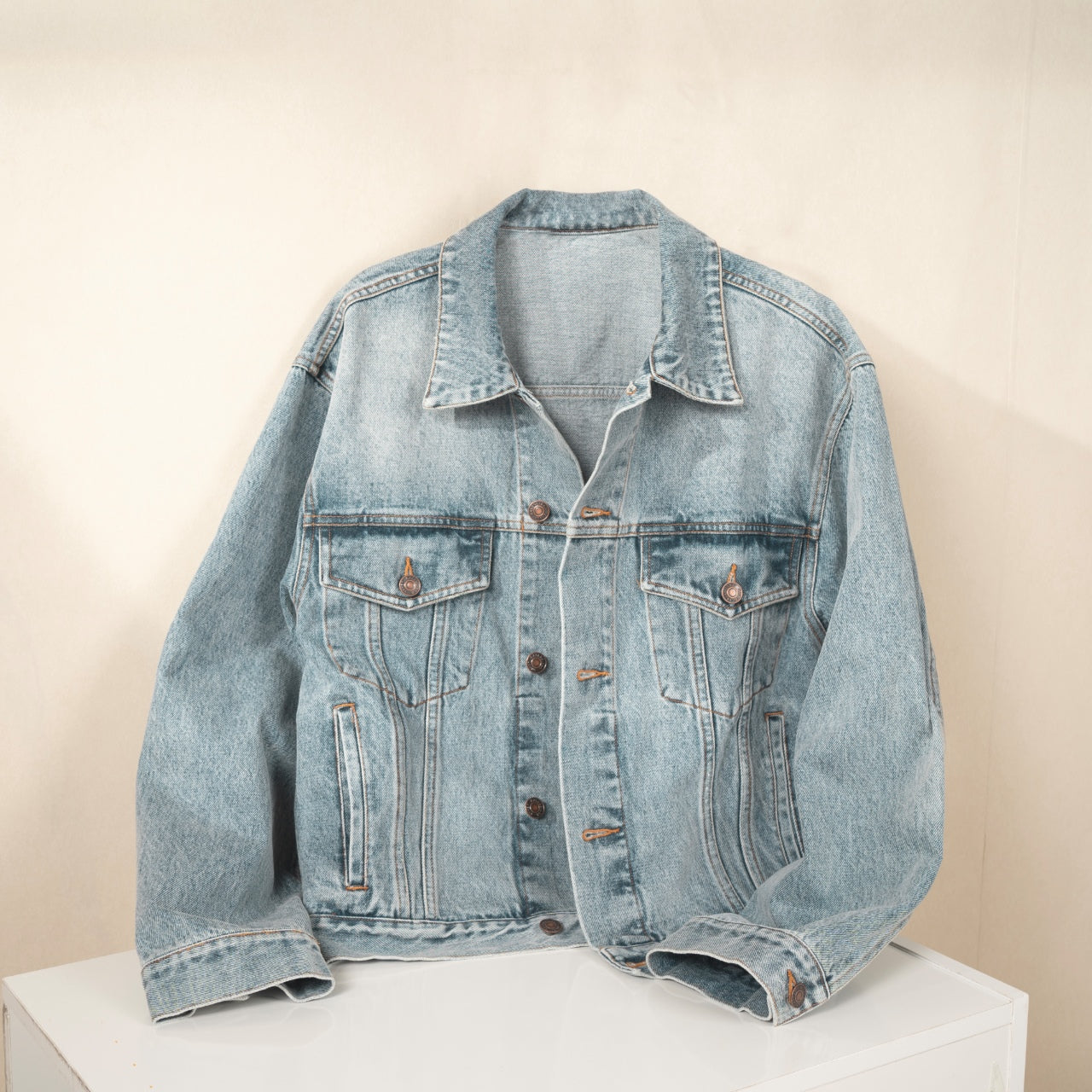 Short denim jacket