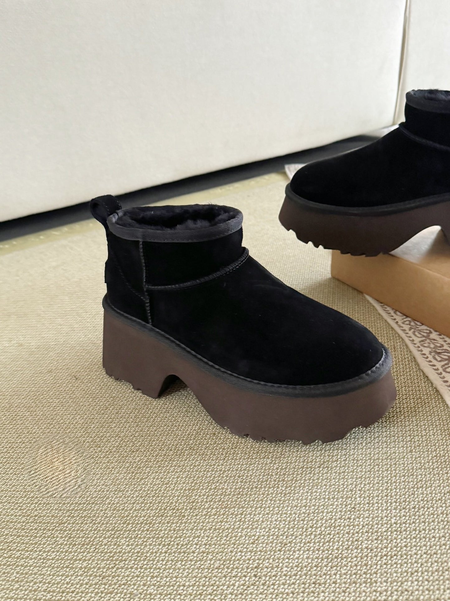 Mermaid wedge snow boots