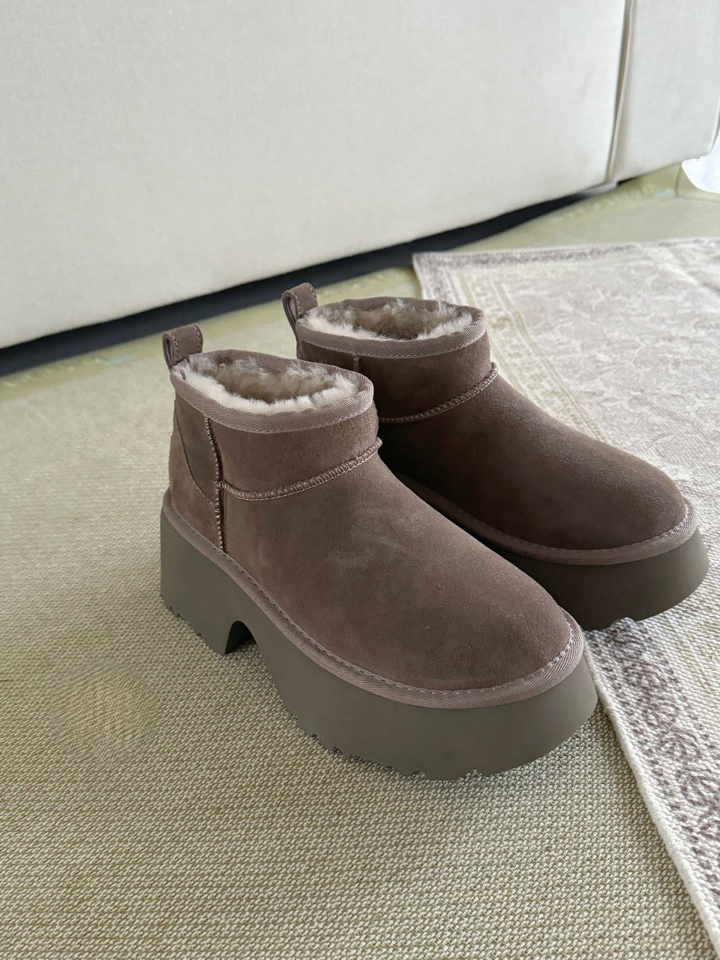 Mermaid wedge snow boots