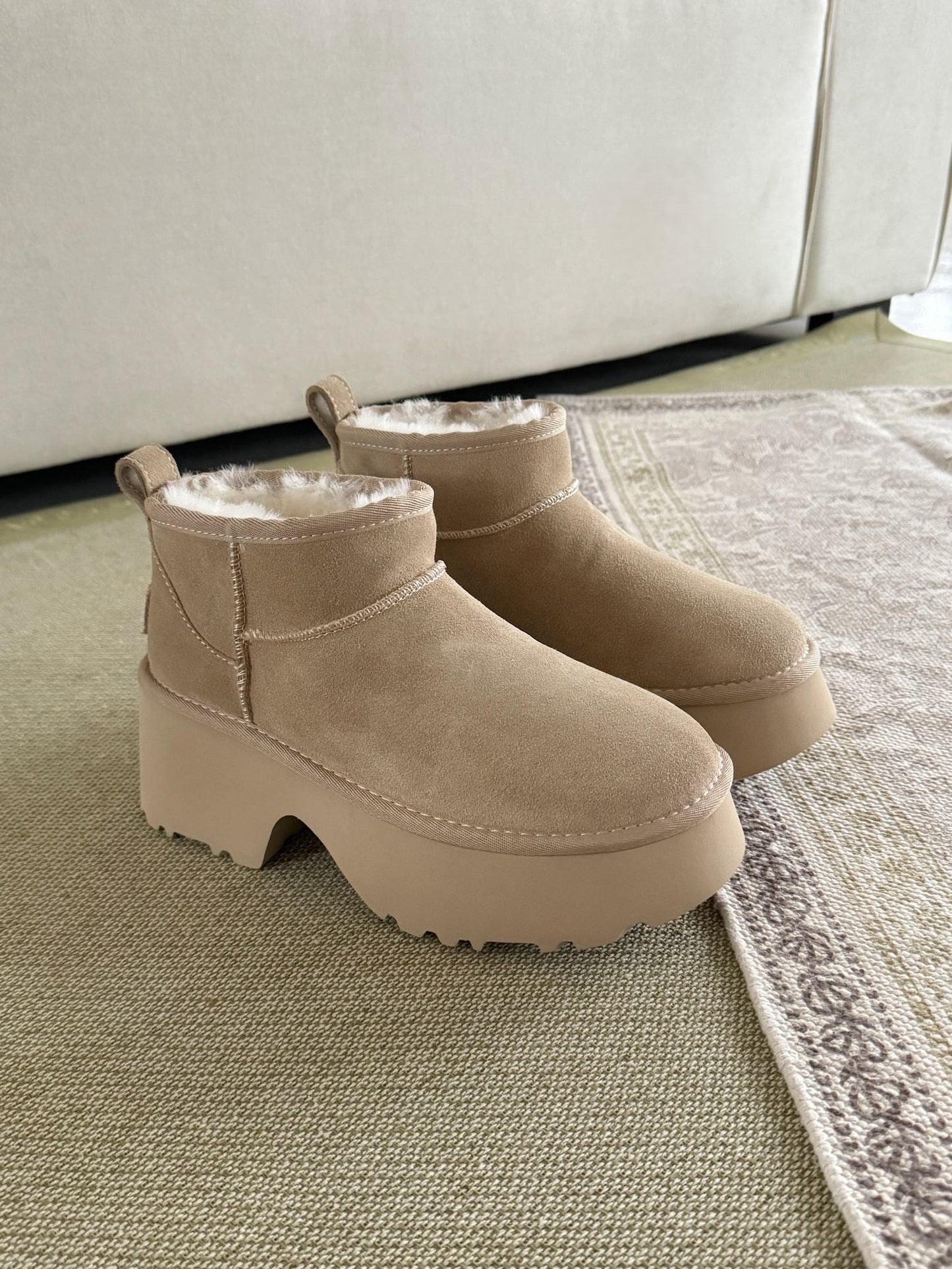 Mermaid wedge snow boots