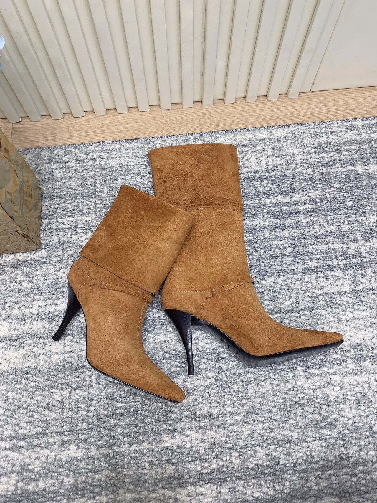 Leather high heel boots