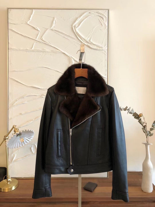 Lambskin jacket with mink collar
