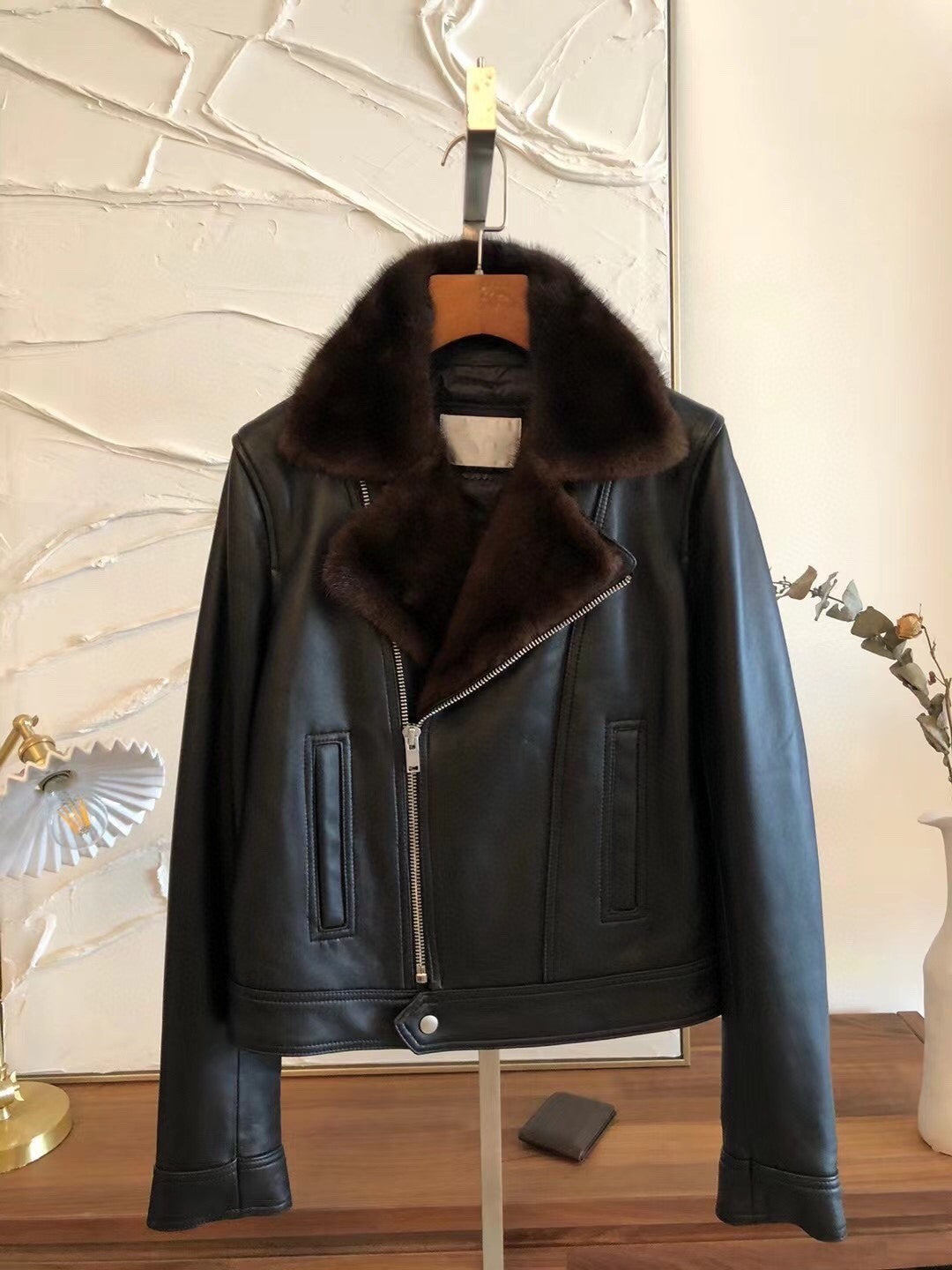Lambskin jacket with mink collar
