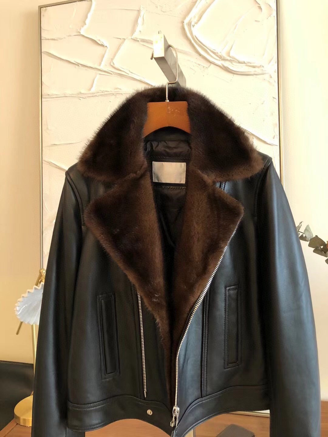 Lambskin jacket with mink collar