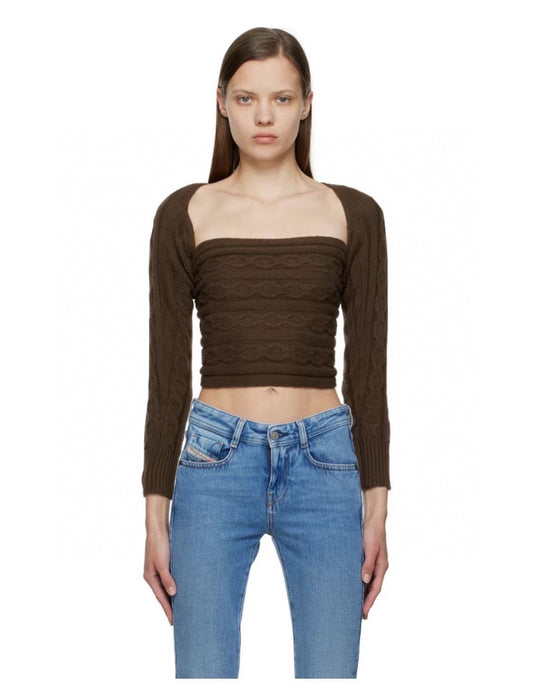 Knitted long sleeves