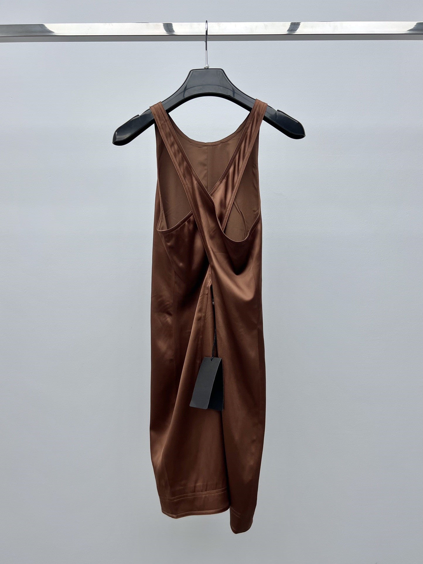 Satin backless dress