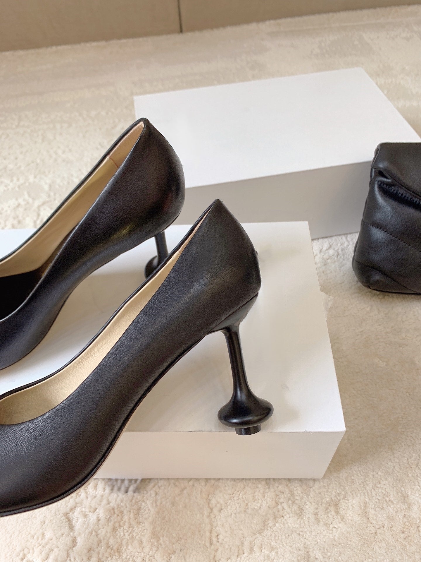 Soft leather high heels