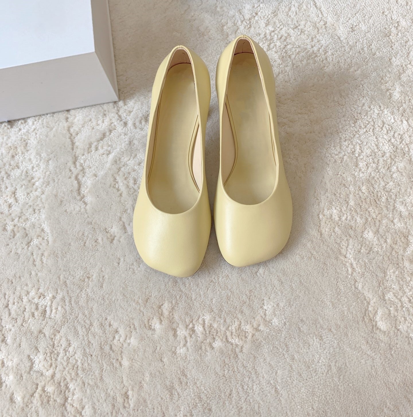 Soft leather high heels