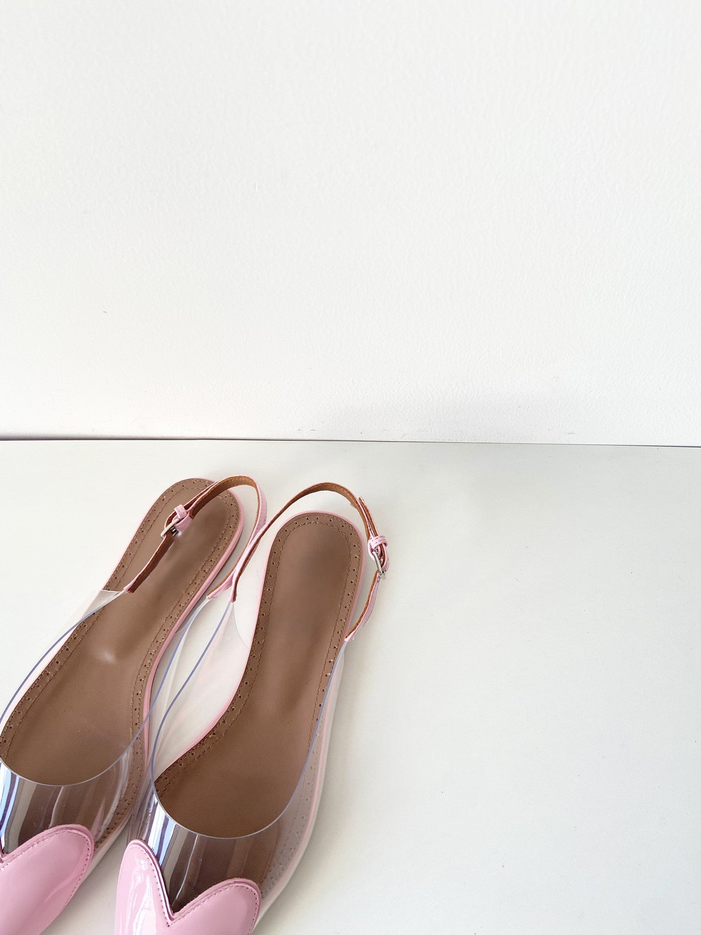 Love heart flat shoes